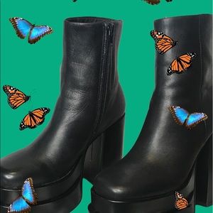 Steve Madden Cobra Platform Ankle Boots